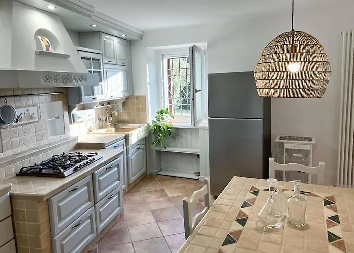 Apartment Castel Montorio - Camera Matrimoniale Con Bagno In Casa Condivisa