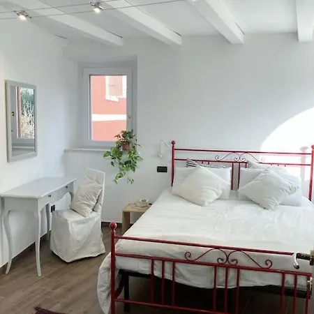 Castel Montorio - Camera Matrimoniale Con Bagno In Casa Condivisa 아파트 *