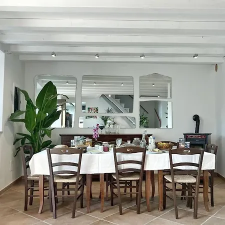 Castel Montorio - Camera Matrimoniale Con Bagno In Casa Condivisa 아파트 *